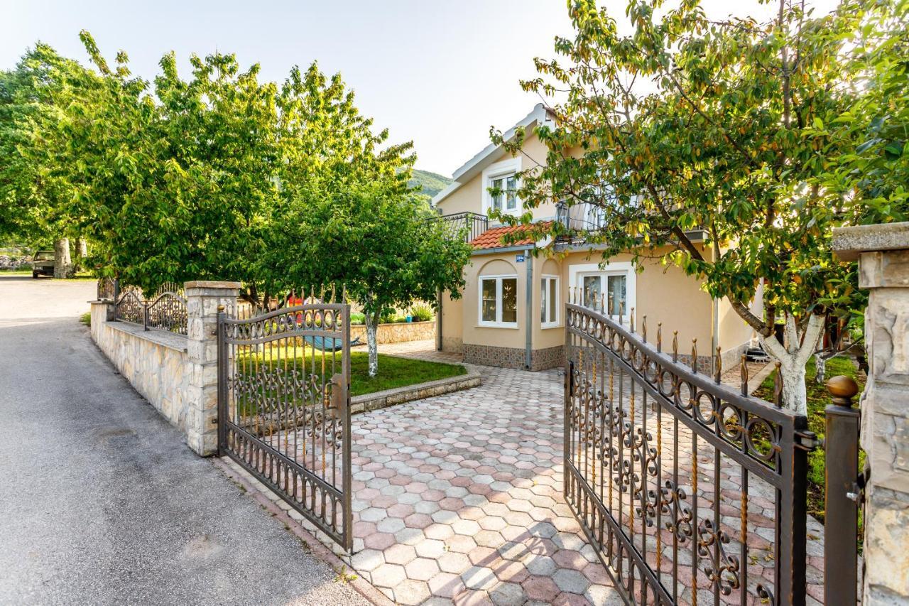Holiday Home Memories And Joy Imotski Exterior photo